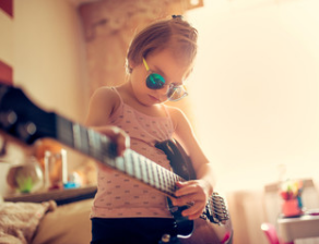 Éveil musical et cours de guitare pour enfants à Lyon